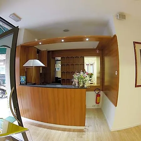 Lydia Hotel