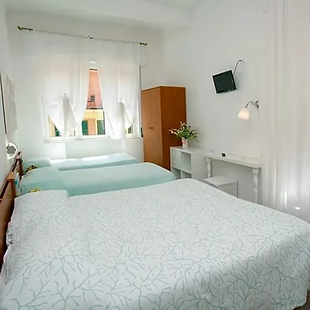 Hotel Lydia 2*