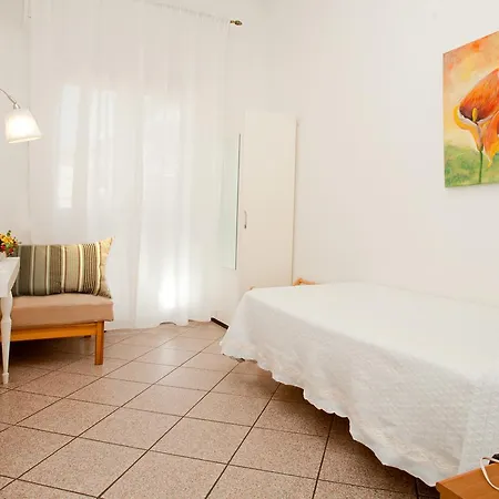 Lydia 2* Alassio